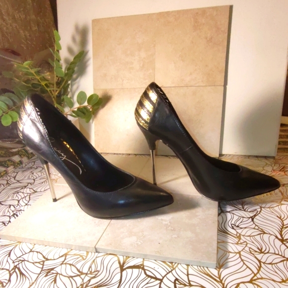 Pencey Shoes - Pencey | Gold & Black Stiletto Heels | Size 7